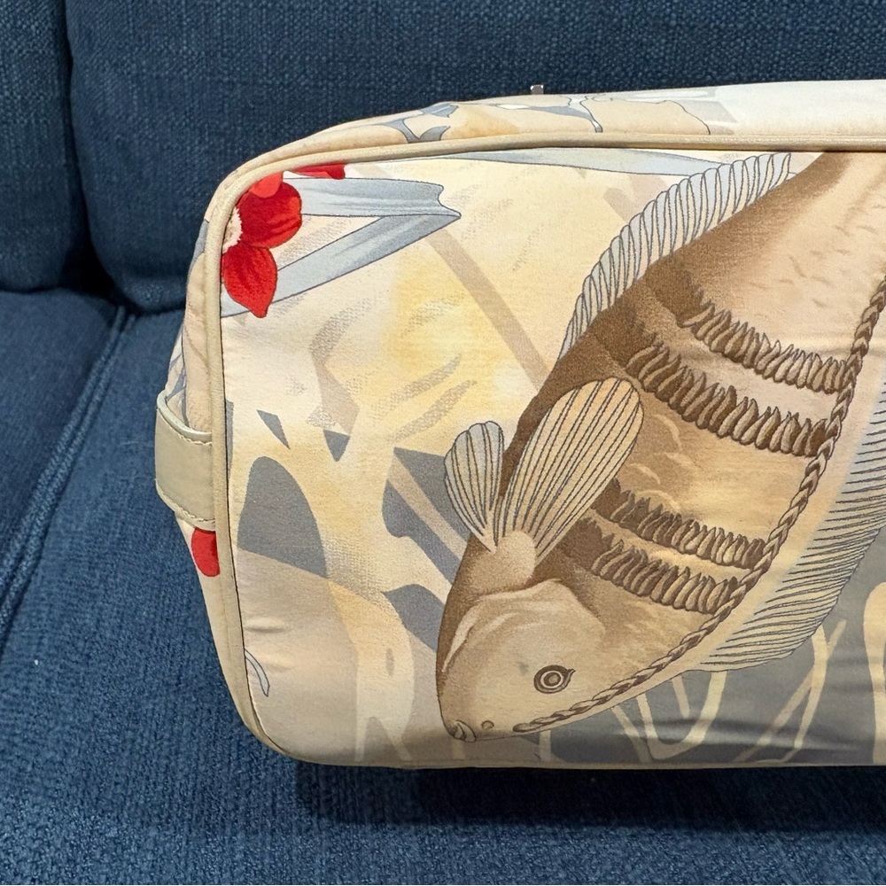 SALVATORE FERRAGAMO FLOWER LOTUS FISH PRINT - Picture 5 of 16